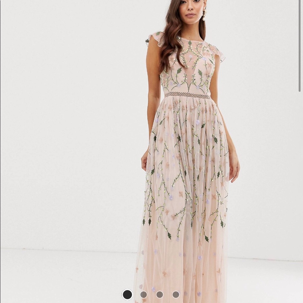 Tulle maxi embroidered dress
